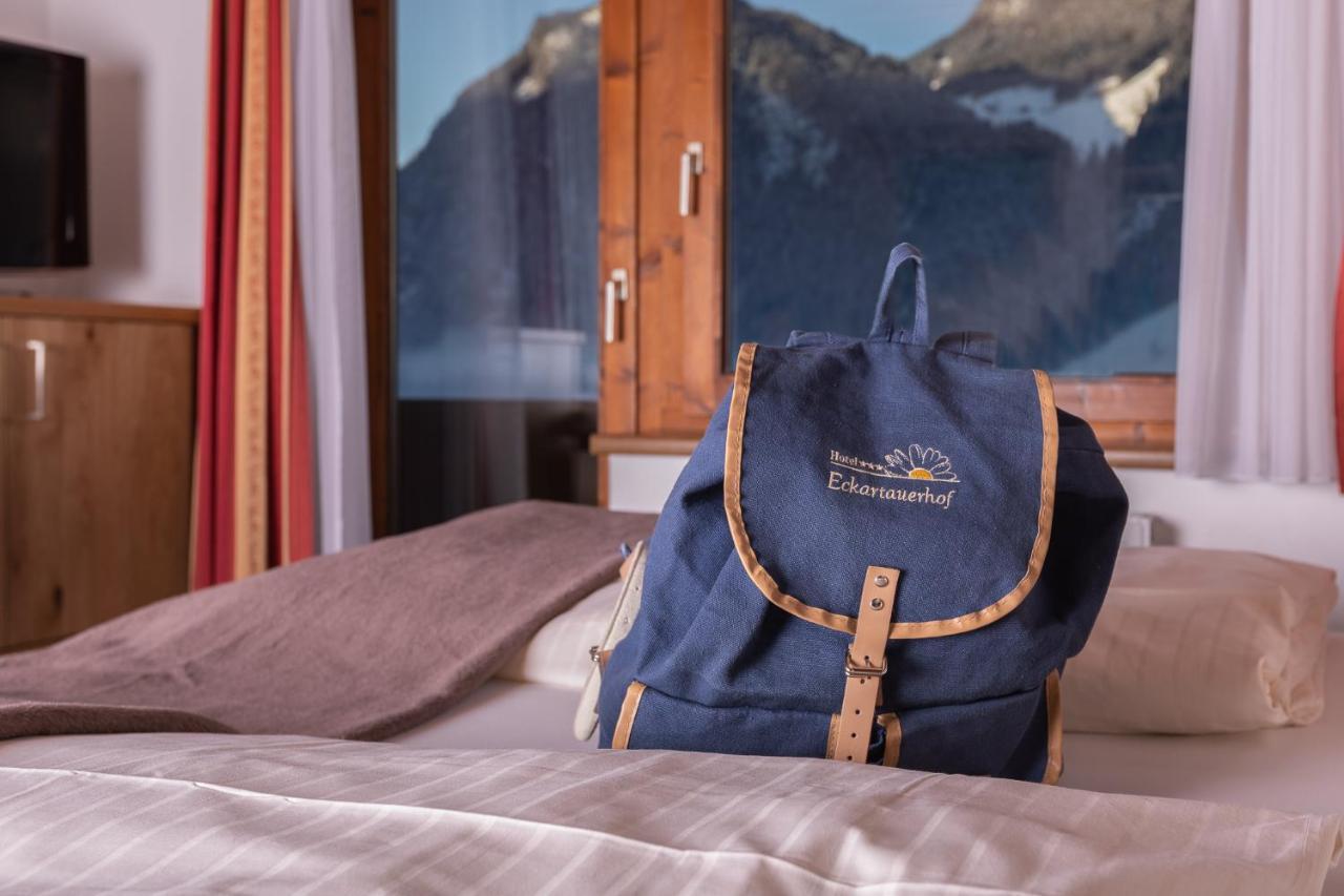 Hotel Eckartauerhof Mayrhofen Bagian luar foto