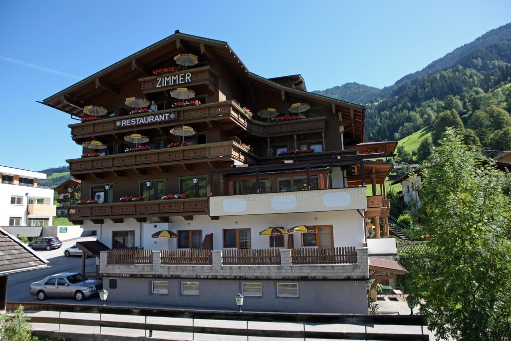 Hotel Eckartauerhof Mayrhofen Bagian luar foto