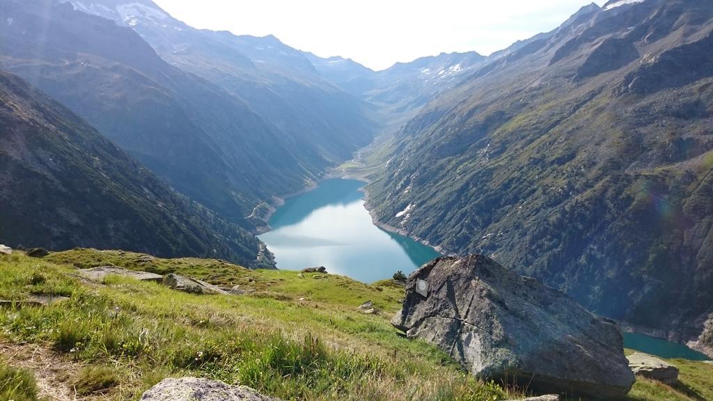 Hotel Eckartauerhof Mayrhofen Bagian luar foto