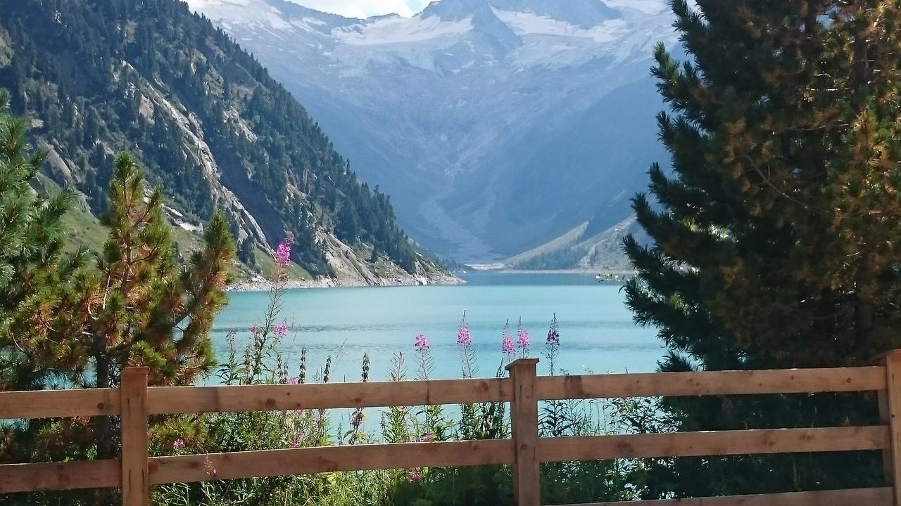 Hotel Eckartauerhof Mayrhofen Bagian luar foto