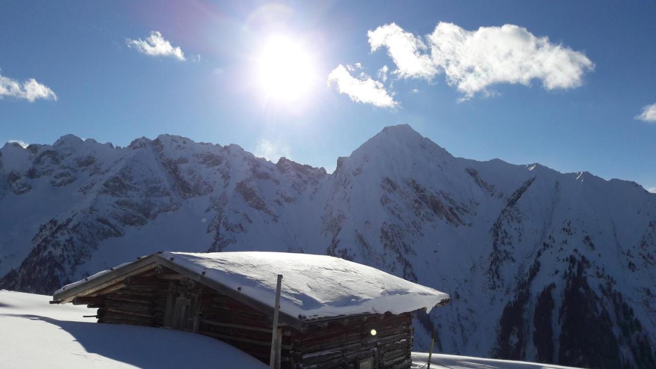 Hotel Eckartauerhof Mayrhofen Bagian luar foto